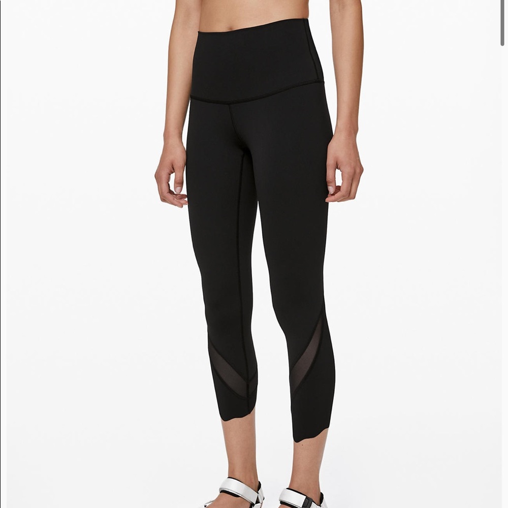 Lululemon Wunder under scallop legging